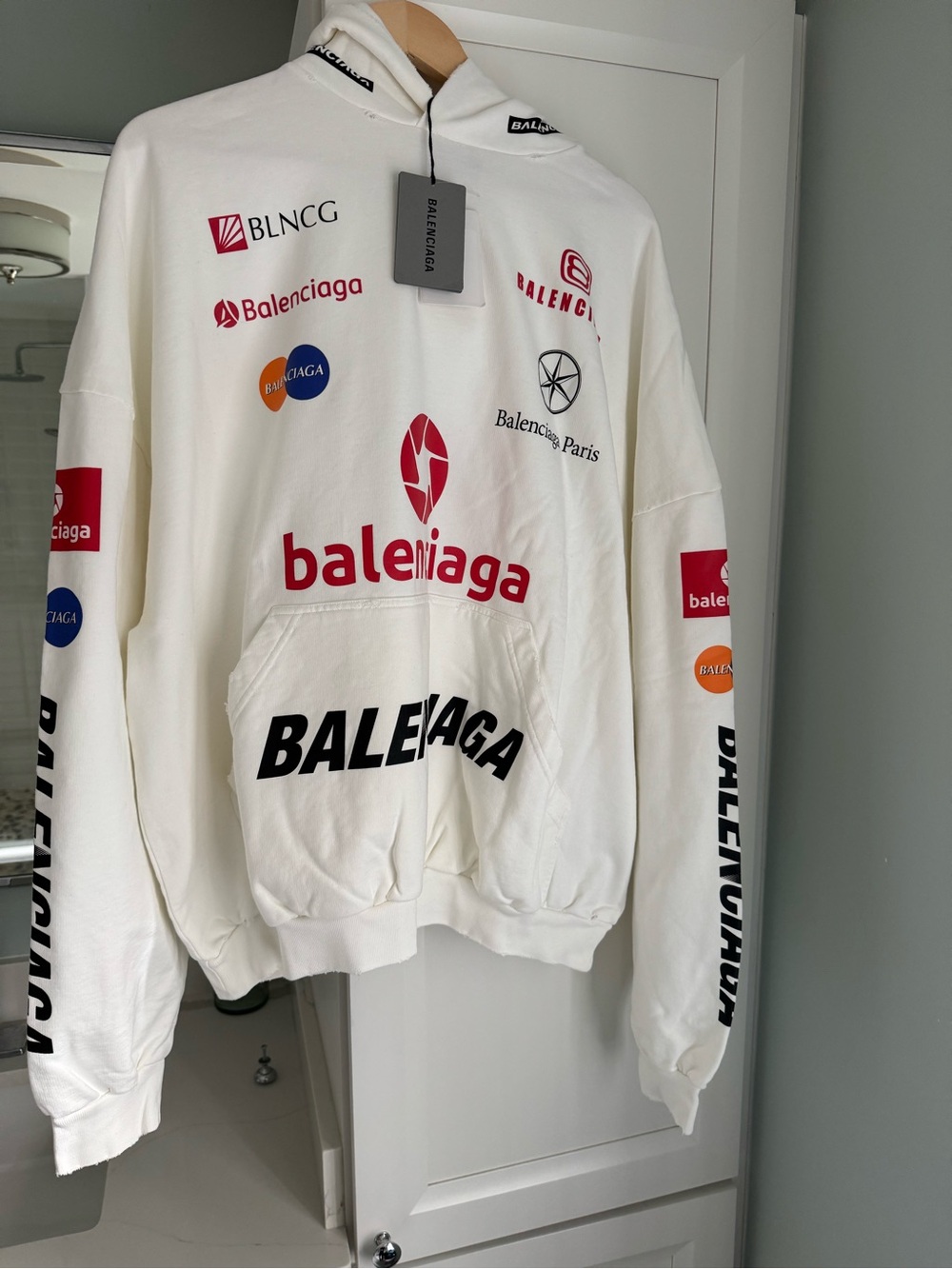 Balenciaga White Logo-Print Zip-Up Hoodie (100% authentic)